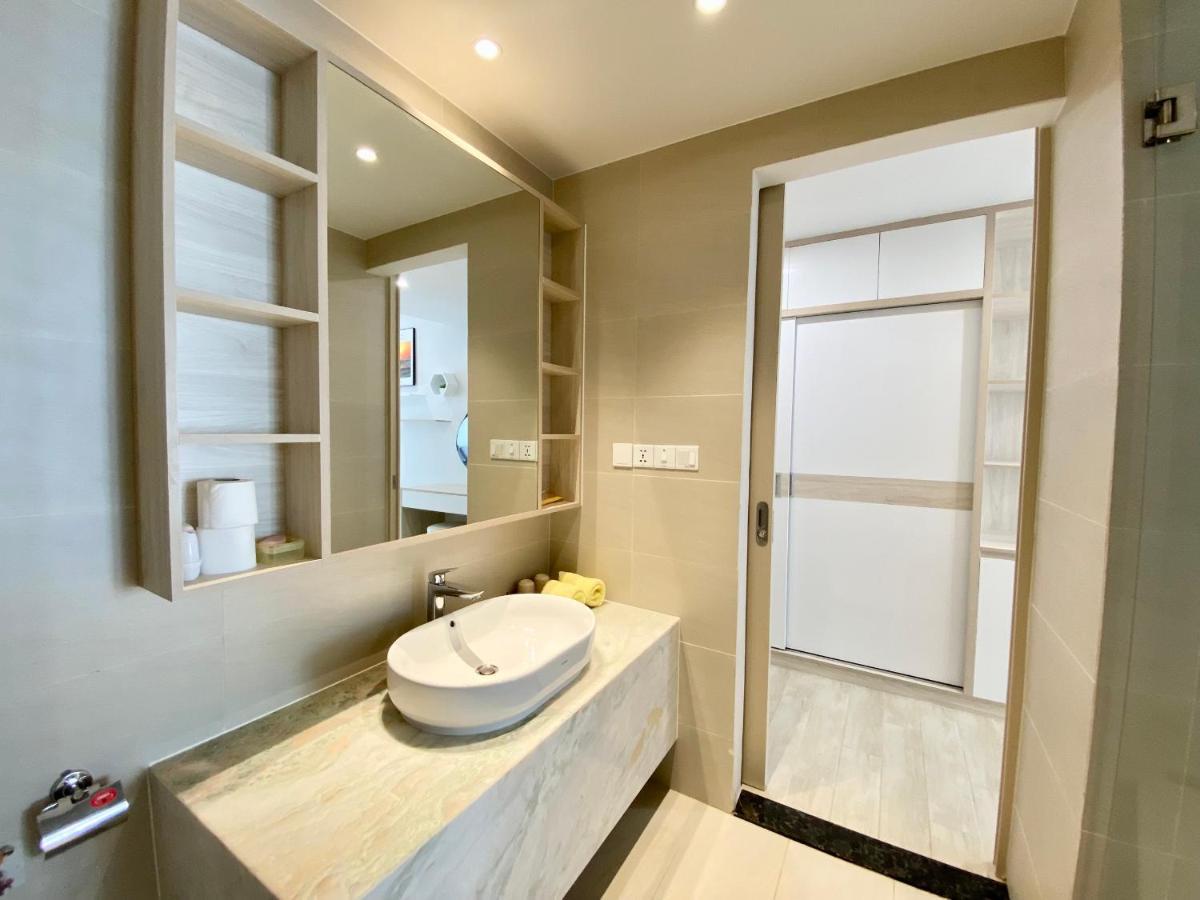 Wise Stay Gold Coast Apartment Nha Trang Bagian luar foto
