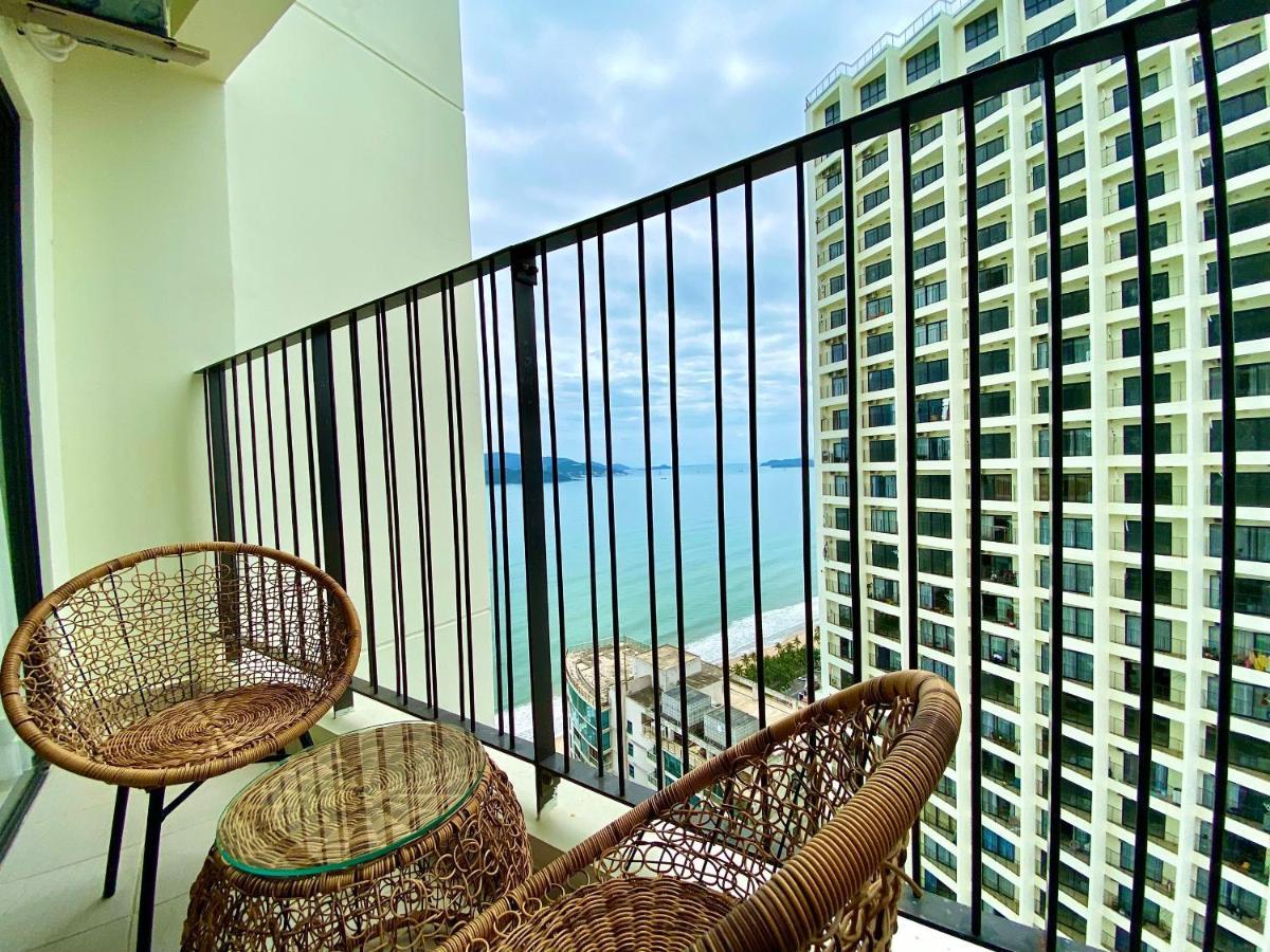 Wise Stay Gold Coast Apartment Nha Trang Bagian luar foto